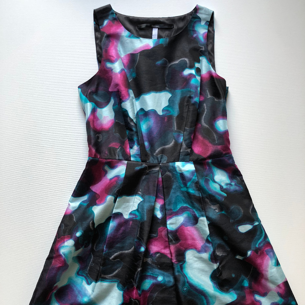 REDUCED Kensie Fit & Flare, Blue Pink Multi, sz M